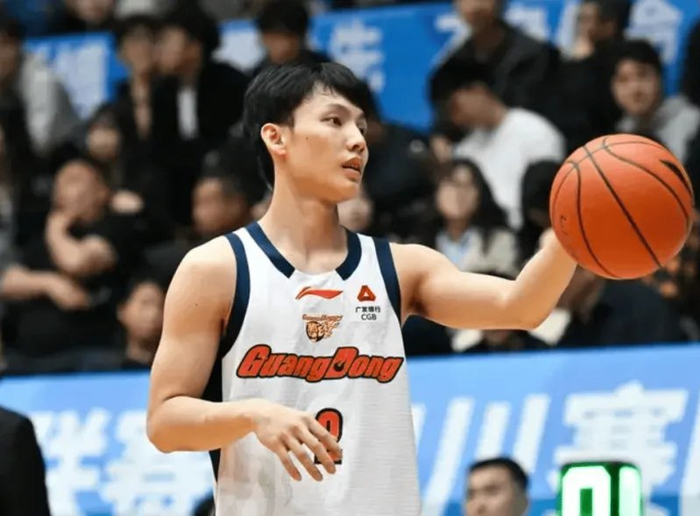 乐鱼网页版-广东复仇江苏!徐杰+胡明轩+三外齐爆,张皓嘉末节崛起,小崔打铁|崔永元|球员|比赛|爆炸|数据_新浪体育_新浪新闻